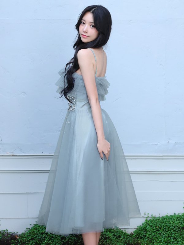 ブルー　モデル：ゆいぴす　身長：170cm　着用サイズ：Sサイズ