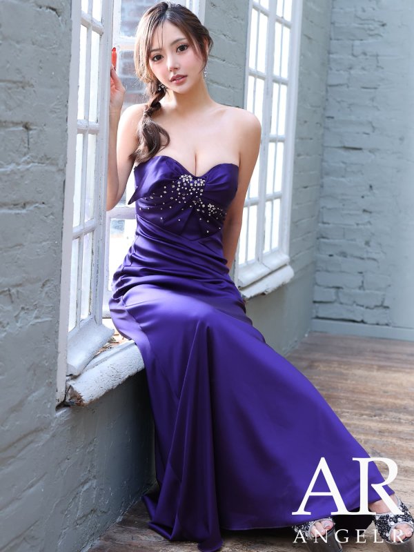 パープル　モデル：葉月芽生　身長：157cm　着用サイズ：Sサイズ