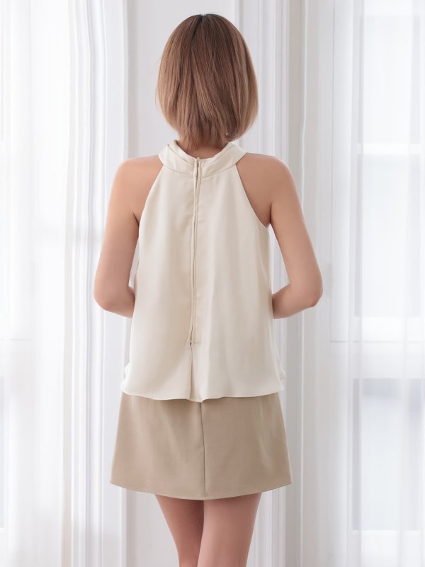 アイボリーxベージュ　モデル：葉月芽生　身長：157cm　着用サイズ：Sサイズ