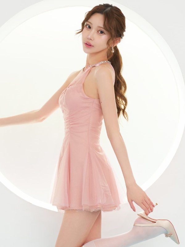 ピンク　モデル：るりぴ　身長：165cm　着用サイズ：Sサイズ