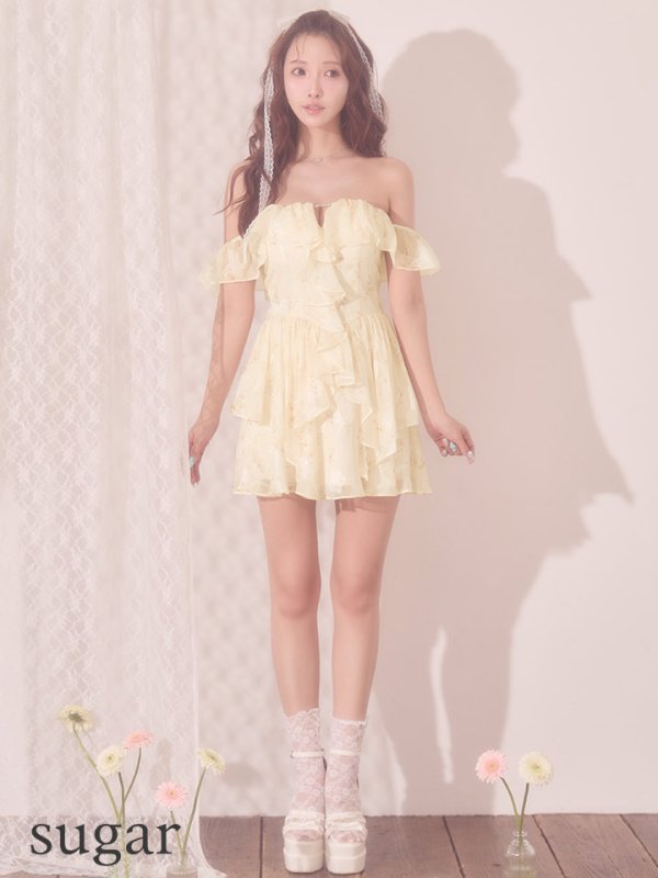 アイボリー モデル：三上悠亜　身長：159cm　着用サイズ：Sサイズ