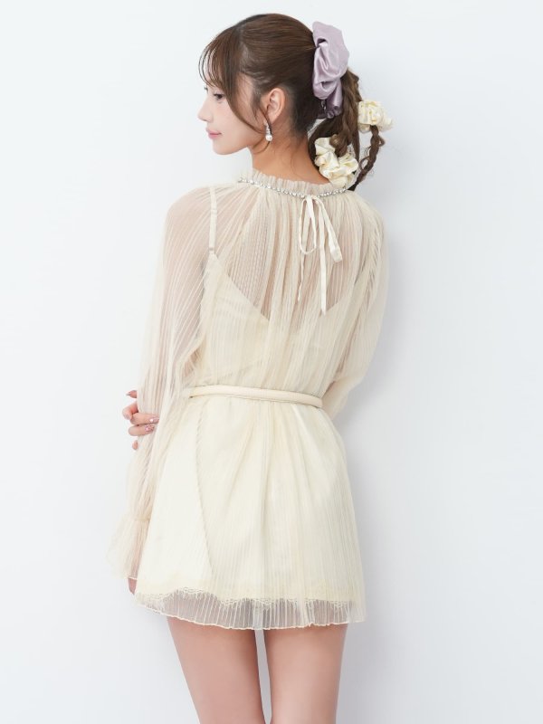 アイボリー　モデル：るりぴ　身長：165cm　着用サイズ：Sサイズ