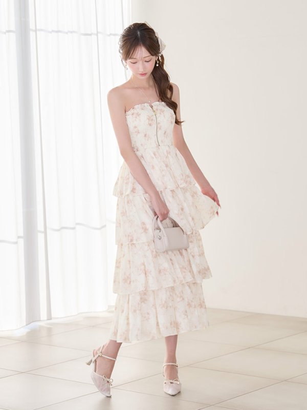 ベージュ　モデル：あすか　身長：170cm　着用サイズ：Sサイズ