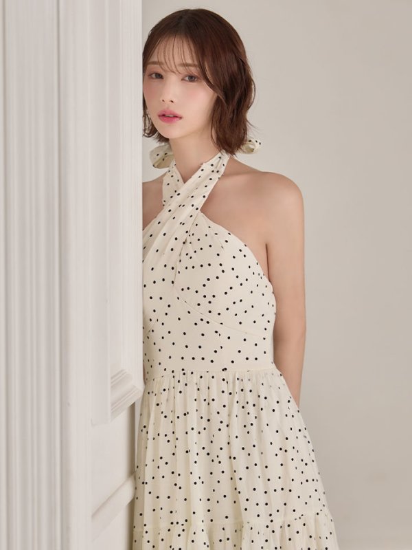 アイボリー モデル：天海りこ　身長：156cm　着用サイズ：Sサイズ