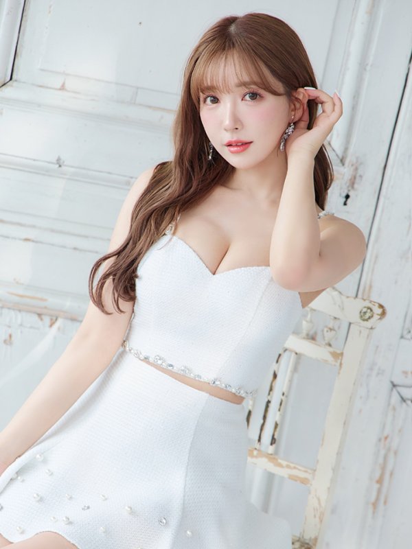 画像3: XSサイズあり【ROBE de FLEURS/ローブドフルール】スプリングツイード/ ビジュー/ パール/ セットアップ/ フレア/ ミニドレス/ キャバドレス[OF08]