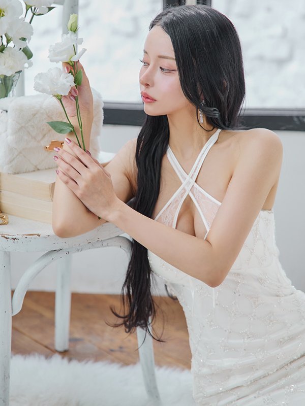 画像4: XSサイズあり【ROBE de FLEURS/ローブドフルール】サテンチュールリボン/ クロスネック/ タイト/ ミニドレス/ キャバドレス[OF08]