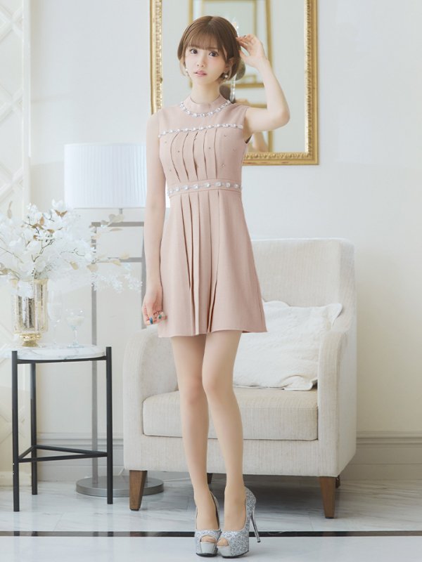 ピンク モデル:ひめか 身長:163cm 着用サイズ:Sサイズ