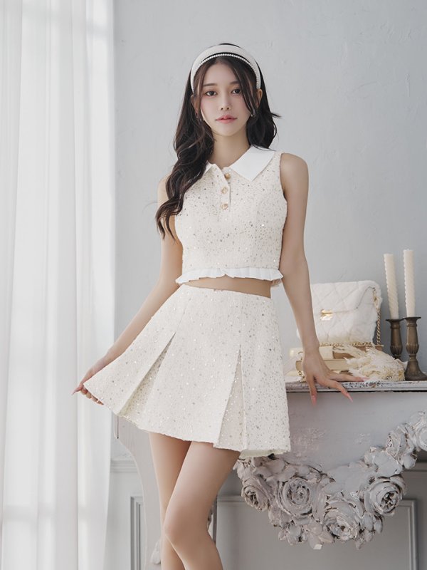 ホワイト モデル:ゆりお 身長:165cm 着用サイズ:Sサイズ