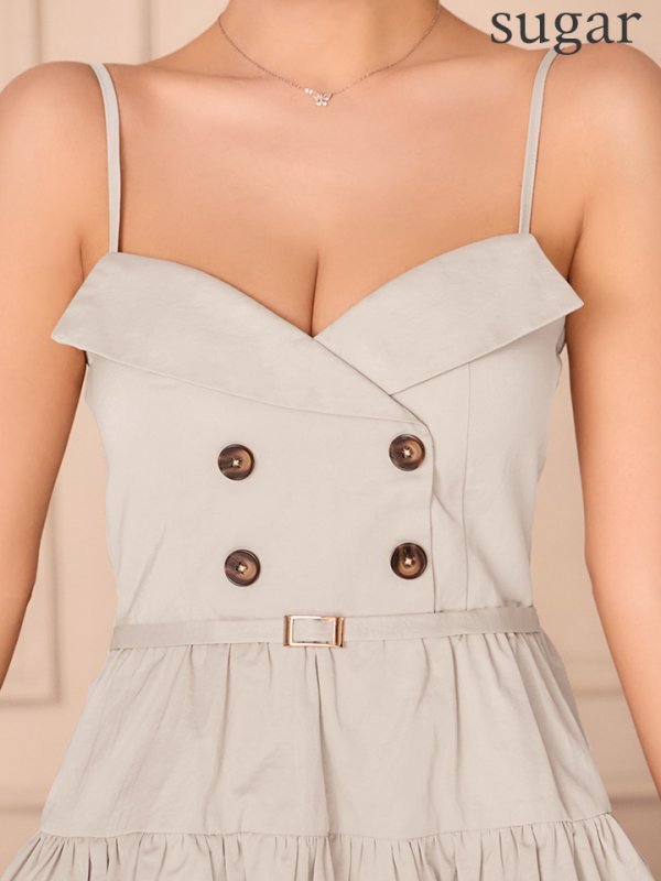 ベージュ　モデル：三上悠亜　身長：159cm　着用サイズ：Sサイズ