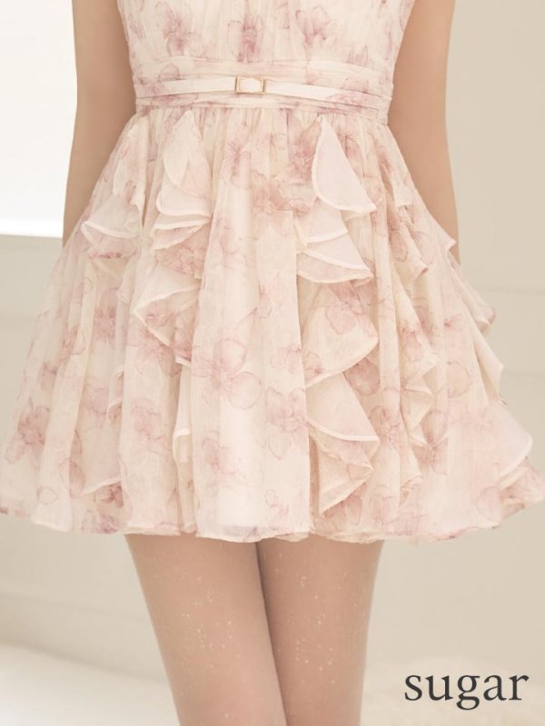 ピンク　モデル：あいり先生　着用サイズ：Sサイズ