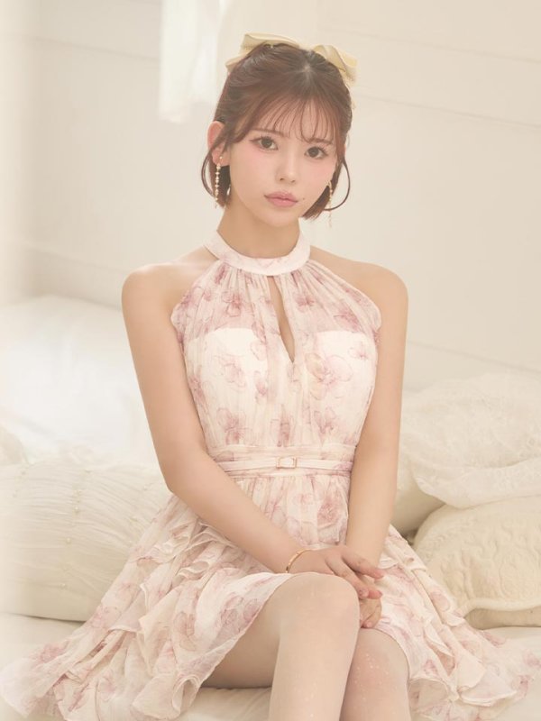 ピンク　モデル：あいり先生　着用サイズ：Sサイズ