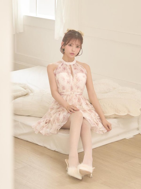 ピンク　モデル：あいり先生　着用サイズ：Sサイズ