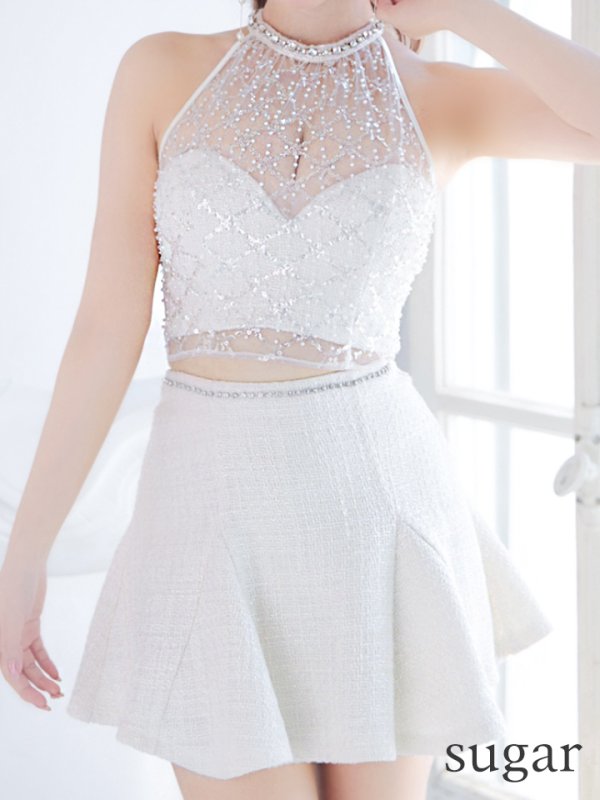 アイボリー モデル:三上悠亜 身長:159cm 着用サイズ:Sサイズ