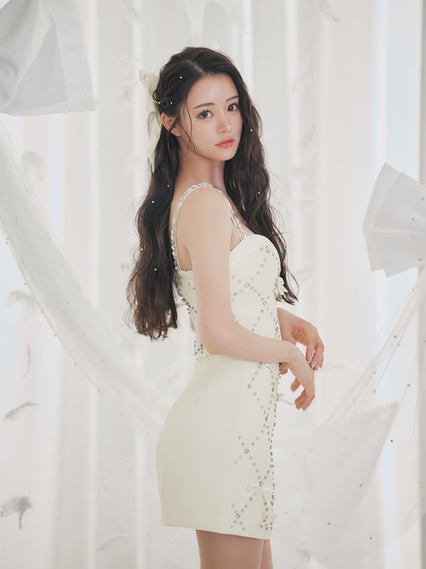 画像20: 【るな/関西コレクション着用】XSサイズあり【ROBE de FLEURS/ローブドフルール】サテンリボン/ ビジュー/ ガーリー/ セットアップ/ タイト/ ミニドレス/ キャバドレス[OF08]