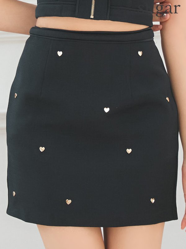 ブラック モデル:明日花キララ 身長:162cm 着用サイズ:Sサイズ