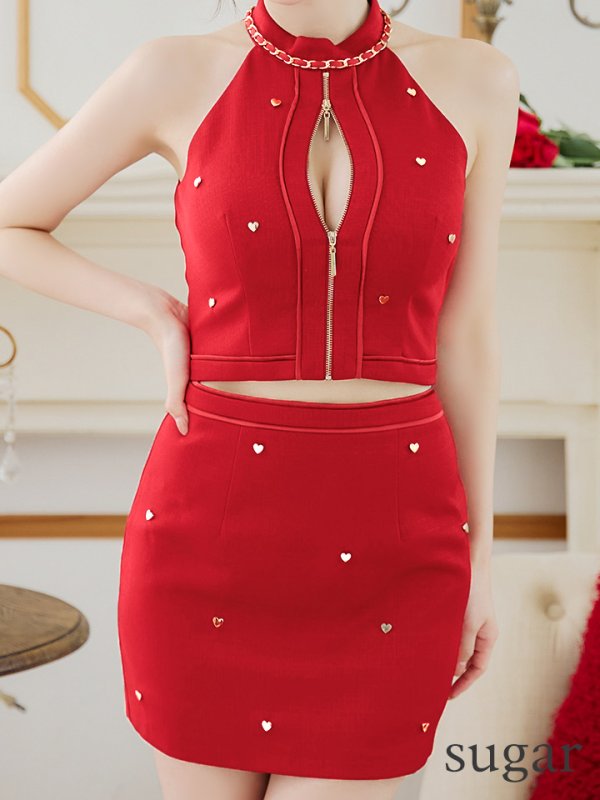 レッド モデル：ゆめ　身長：160cm　着用サイズ：Sサイズ