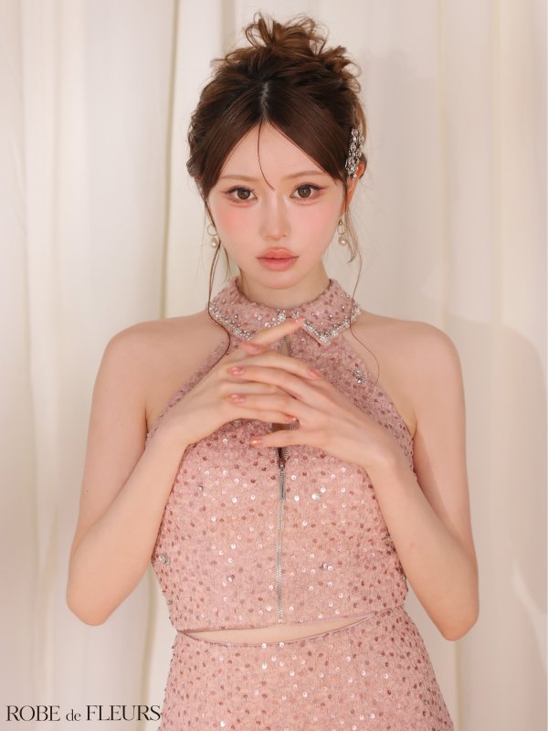 ピンク　モデル：いおり　身長：161cm　着用サイズ：Sサイズ