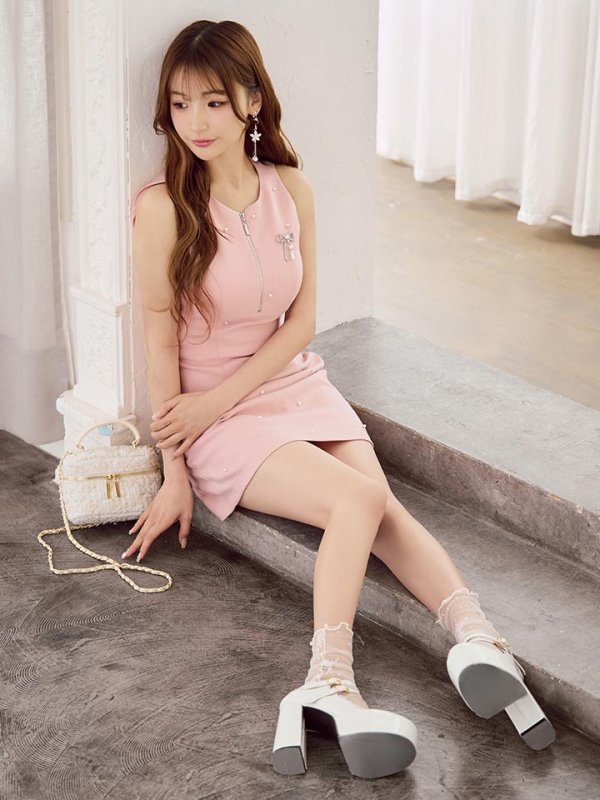 ピンク モデル：ゆめ　身長：160cm　着用サイズ：Sサイズ