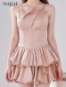 ピンクベージュ　モデル：羽澄まり　身長：158cm　着用サイズ：Sサイズ