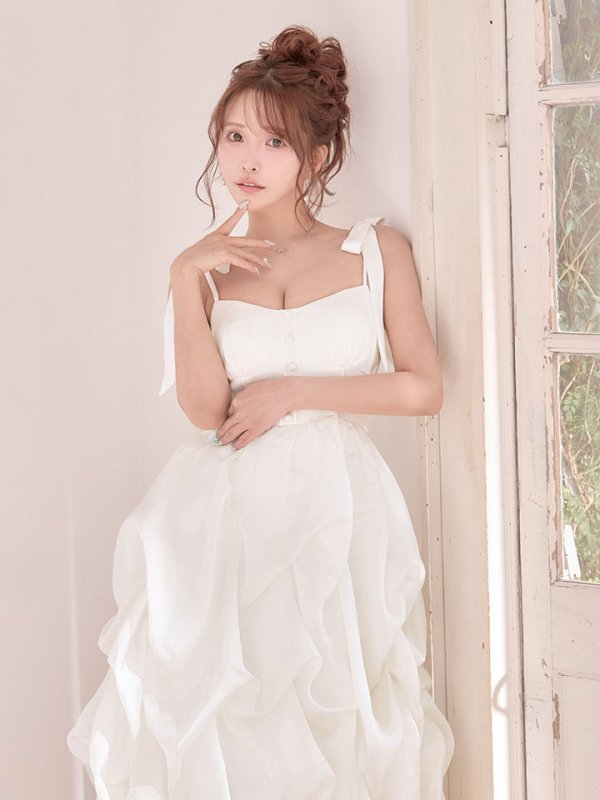 モデル：三上悠亜　身長：159cm　着用サイズ：Sサイズ