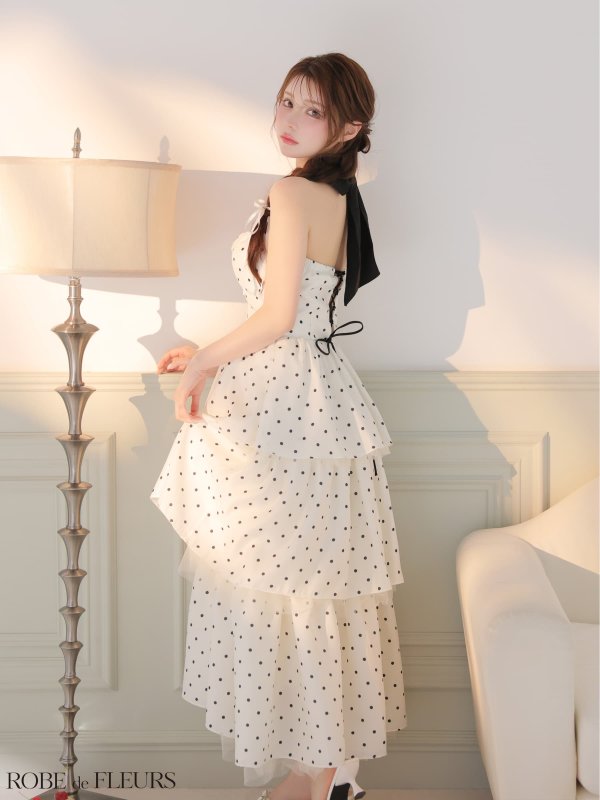 ホワイト　モデル：ももか　身長：156cm　着用サイズ：Sサイズ