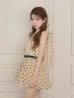 ベージュ　モデル：まりん　身長：164cm　着用サイズ：Sサイズ