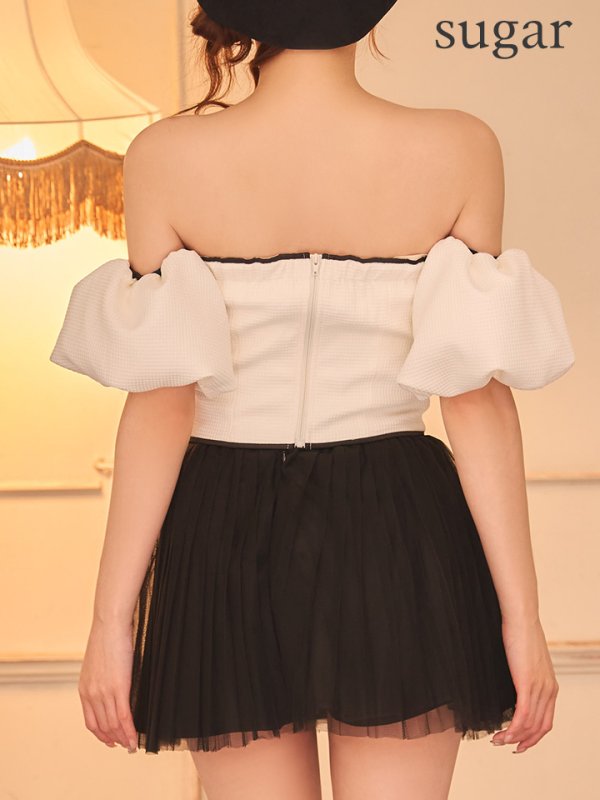 アイボリーxブラック　モデル：羽澄まり　身長：158cm　着用サイズ：Sサイズ