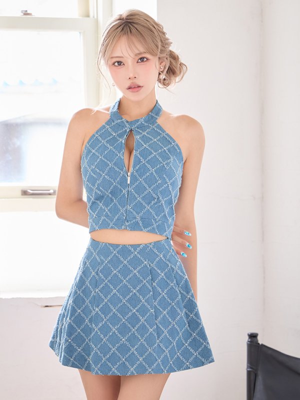 ブルー　モデル：如月れい　身長：156cm　着用サイズ：Sサイズ
