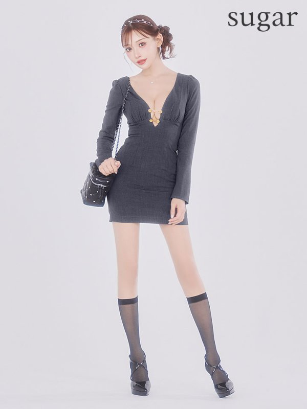 グレー　モデル：明日花キララ　身長：162cm 着用サイズ：Sサイズ