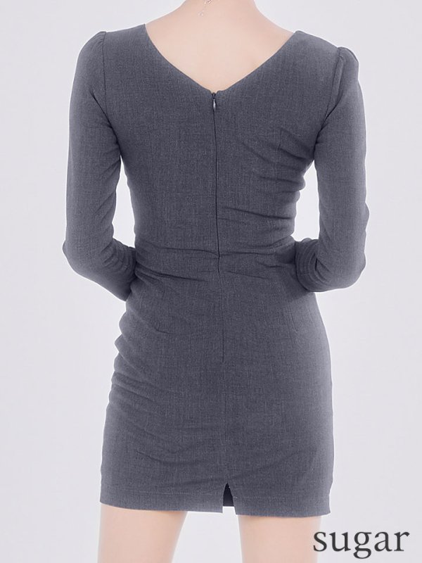 グレー　モデル：明日花キララ　身長：162cm 着用サイズ：Sサイズ