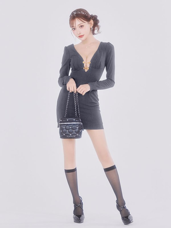 グレー　モデル：明日花キララ　身長：162cm 着用サイズ：Sサイズ