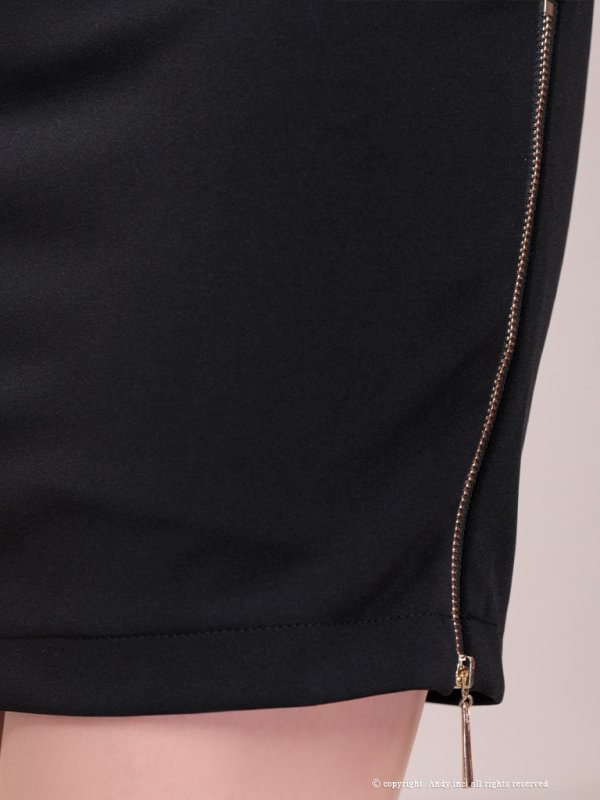 ブラック×ベージュ モデル：あみ　着用サイズ：Sサイズ