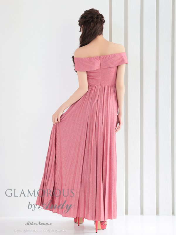 ピンク モデル:七瀬みほ 身長:162cm 着用サイズ:Sサイズ