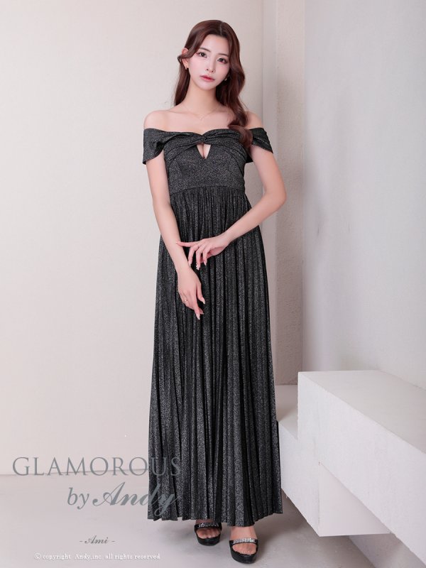 ブラック モデル:あみ 着用サイズ:Sサイズ