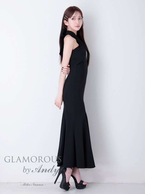 ブラック モデル:七瀬みほ 身長:162cm 着用サイズ:Sサイズ