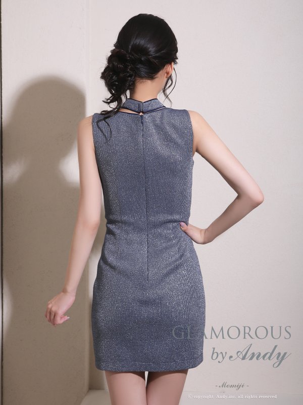 ネイビー モデル：もみじ　着用サイズ：Sサイズ