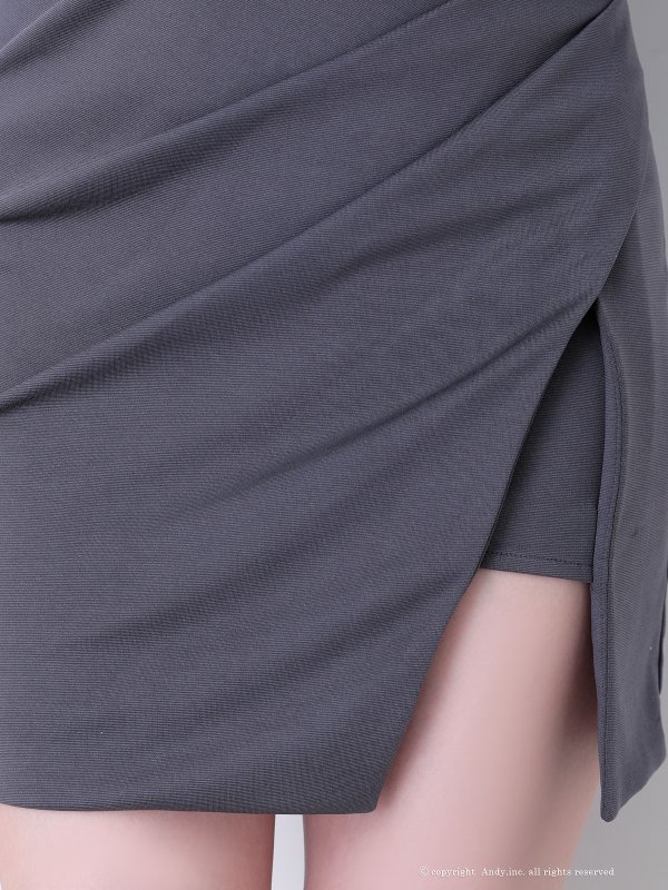 ダークグレー モデル：七瀬みほ　身長：162cm　着用サイズ：Sサイズ