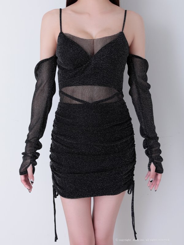 ブラック モデル：七瀬みほ　身長：162cm　着用サイズ：Sサイズ