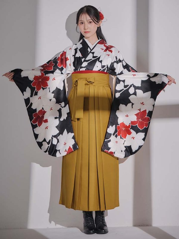 画像4: 【予約商品/1月中旬発送予定】白×赤百合 ブラック二尺袖着物【卒業袴３点セット 二尺袖着物/帯/袴】