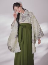 【予約商品 / 1月中旬発送予定】白牡丹 モカ二尺袖着物【卒業袴３点セット 二尺袖着物/帯/袴】