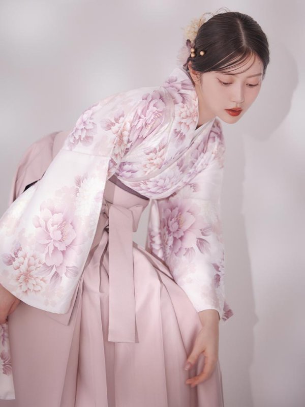 画像5: 【予約商品 / 1月中旬発送予定】ピンク牡丹×菊 ペールピンク二尺袖着物【卒業袴３点セット 二尺袖着物/帯/袴】