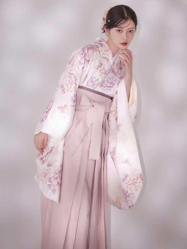 画像8: 【予約商品 / 1月中旬発送予定】ピンク牡丹×菊 ペールピンク二尺袖着物【卒業袴３点セット 二尺袖着物/帯/袴】