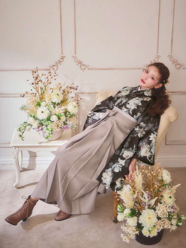 モデル:明日花キララ 身長:162cm　着用サイズ:Mサイ