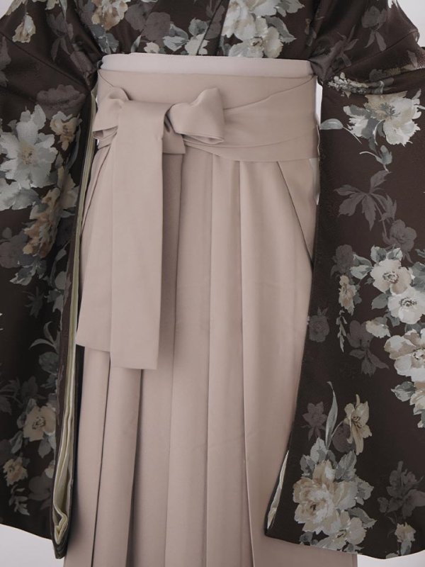 モデル:中野恵那 身長:157cm　着用サイズ:Mサイズ