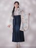 画像7: 【予約商品/1月中旬発送予定】ブルー芍薬 ホワイト二尺袖着物【卒業袴３点セット 二尺袖着物/帯/袴】 (7)