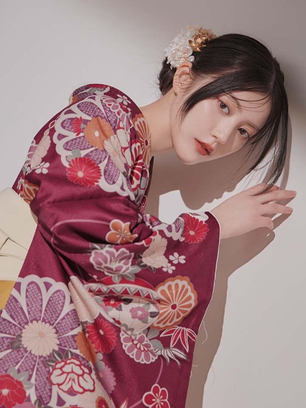 画像13: 【予約商品 / 1月中旬発送予定】菊×椿 ワインレッド二尺袖着物【卒業袴３点セット 二尺袖着物/帯/袴】