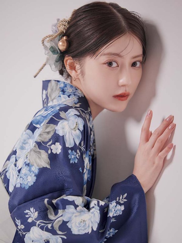 画像9: 【予約商品/1月中旬発送予定】青フラワーブーケ ブルー二尺袖着物【卒業袴３点セット 二尺袖着物/帯/袴】