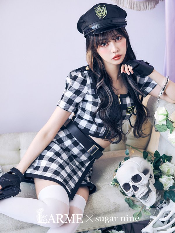 画像1: 送料無料！【ハロウィン】【LARME/ラルム掲載】 ギンガムセットアップポリス 【コスプレ5点セット】【XS-Mサイズ/1カラー】(YMT06-SV)[YMT-B]