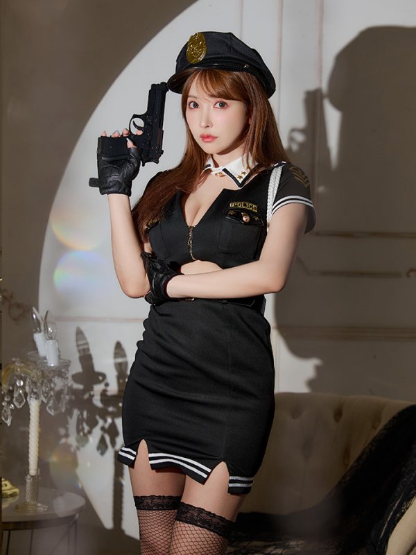 モデル:三上悠亜 身長:159cm 着用サイズ:Sサイズ