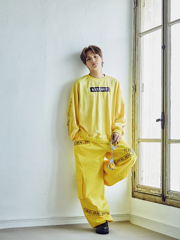 画像9: 【SALE!!】【ハロウィン】 【メンズ】KEEPOUTトレーナーセット 【コスプレ2点セット】【XXLサイズ/1カラー】(OF0106-SV)[OF01]